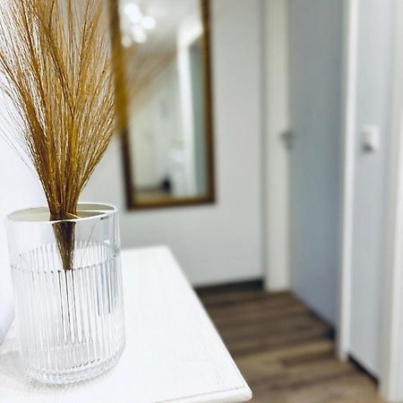 Modernes 3 Zimmer Apartment - Luise- Mit Wlan, Balkon Und Smart-Tv In City-Nahe! Erfurt Dış mekan fotoğraf