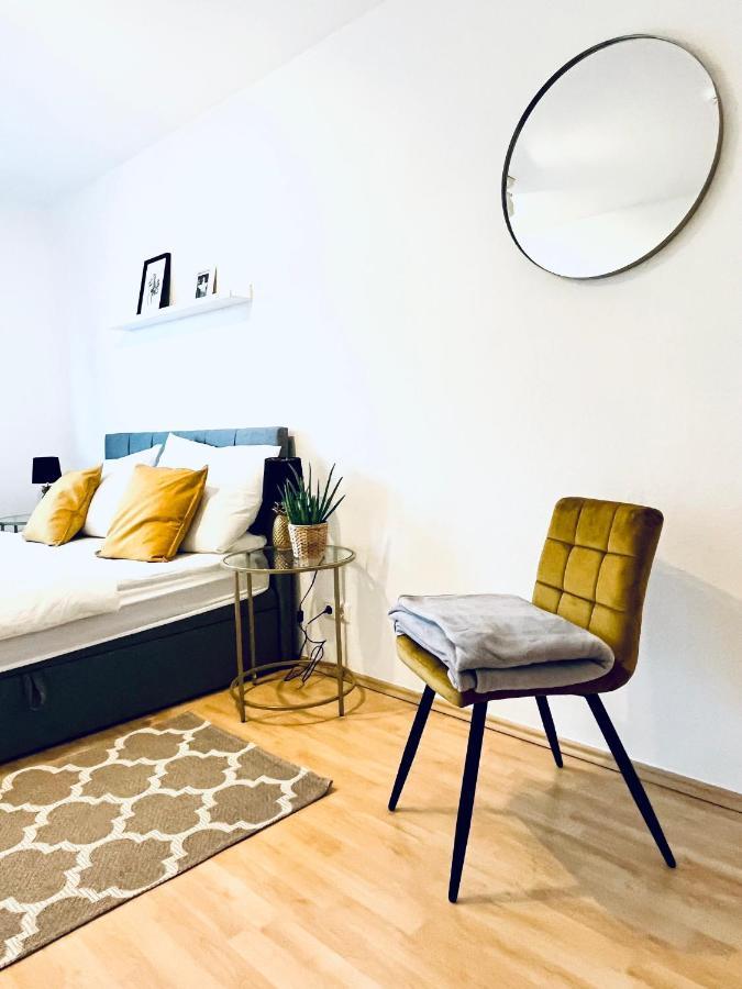 Modernes 3 Zimmer Apartment - Luise- Mit Wlan, Balkon Und Smart-Tv In City-Nahe! Erfurt Dış mekan fotoğraf