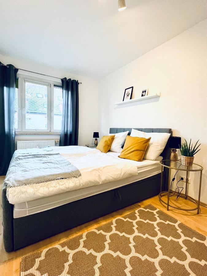 Modernes 3 Zimmer Apartment - Luise- Mit Wlan, Balkon Und Smart-Tv In City-Nahe! Erfurt Dış mekan fotoğraf
