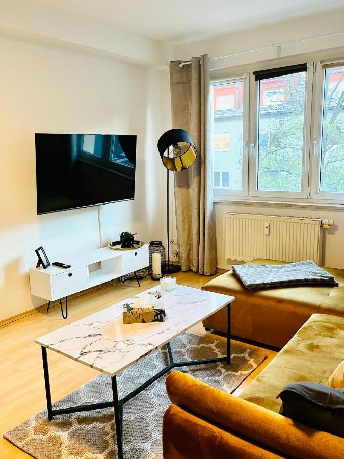 Modernes 3 Zimmer Apartment - Luise- Mit Wlan, Balkon Und Smart-Tv In City-Nahe! Erfurt Dış mekan fotoğraf
